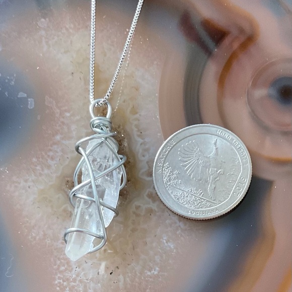 Handmade Wire wrap clear quartz wand necklace healing crystal - Picture 4 of 8